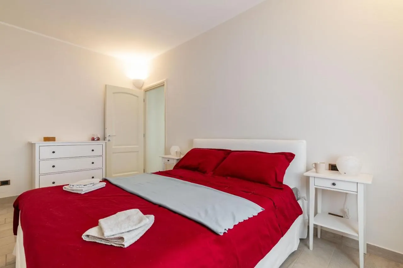 Be House - By Host4U Apartment Milan Italy