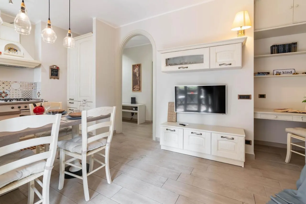 Be House - By Host4U Apartment Milan